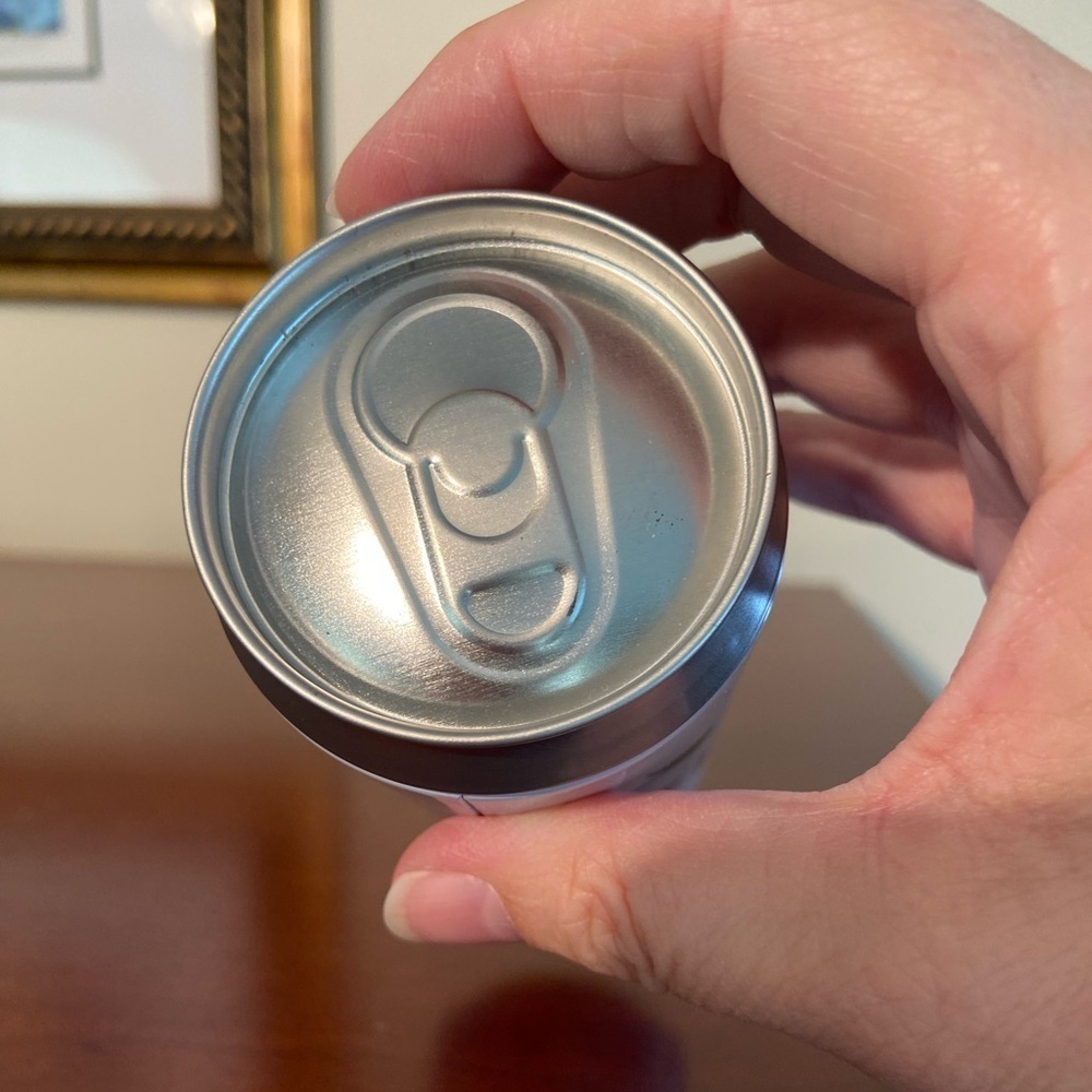💜 YETI Slim Stash Can. Limited Edition. Hide A Can Storage Small Dent - Picture 4 of 6
